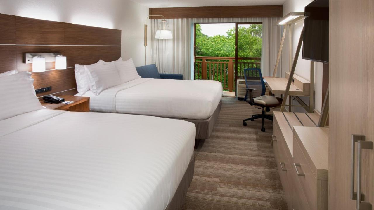 Holiday Inn Express Hilton Head Island, An Ihg Hotel Exterior photo